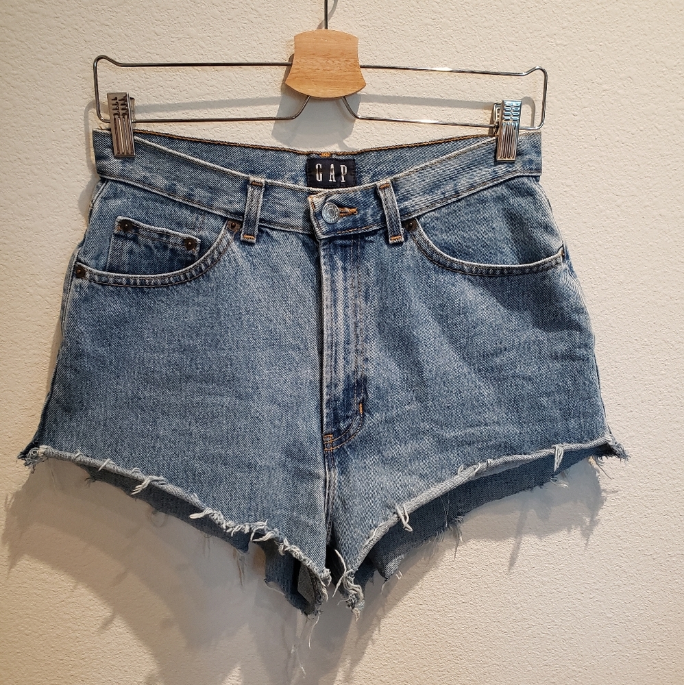☀️ 2/$15 Vintage Gap high waist shorts DIY